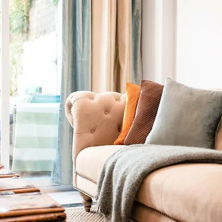 Lägenhet Center Beachfront With Private Patio Marbella