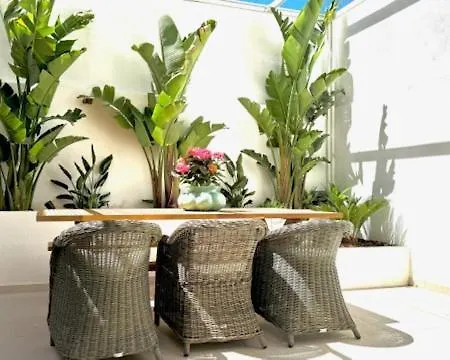 Center Beachfront With Private Patio Marbella