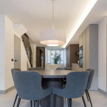 Center Beachfront With Private Patio Marbella