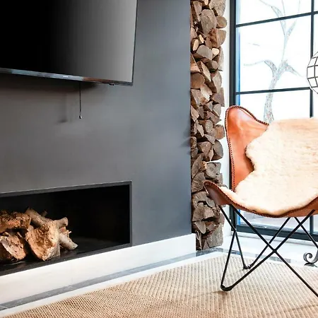 Center Beachfront With Private Patio 아파트 마르베야