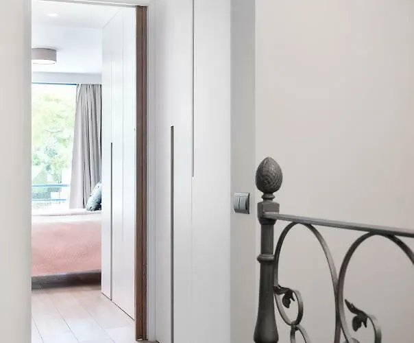 Center Beachfront With Private Patio شقة *