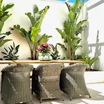 Center Beachfront With Private Patio Marbella